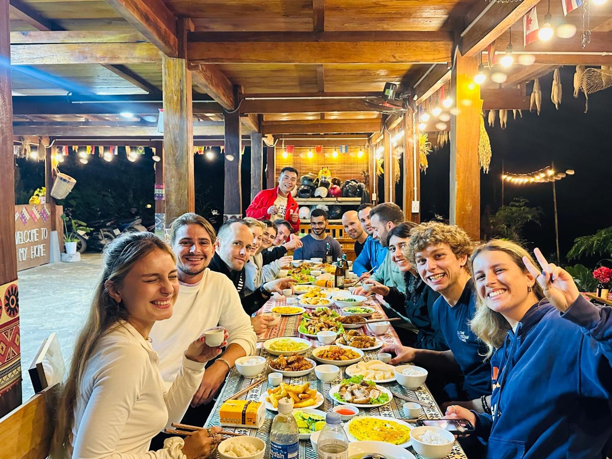 Du Gia Field View Homestay Làng Cac Eksteriør bilde