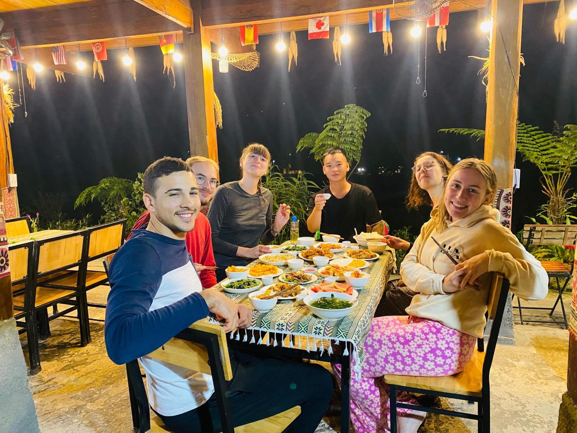 Du Gia Field View Homestay Làng Cac Eksteriør bilde