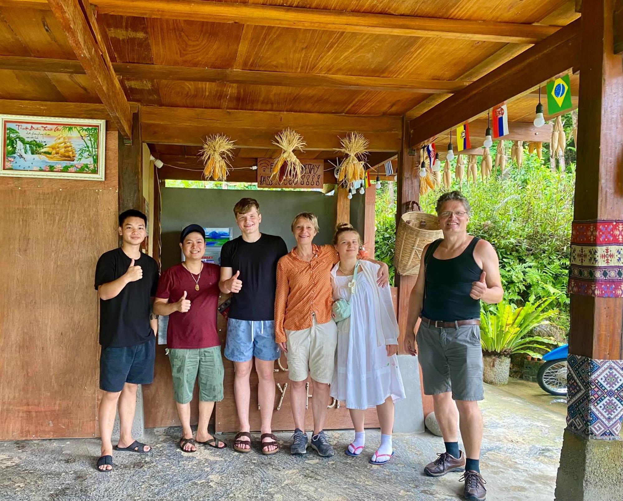 Du Gia Field View Homestay Làng Cac Eksteriør bilde