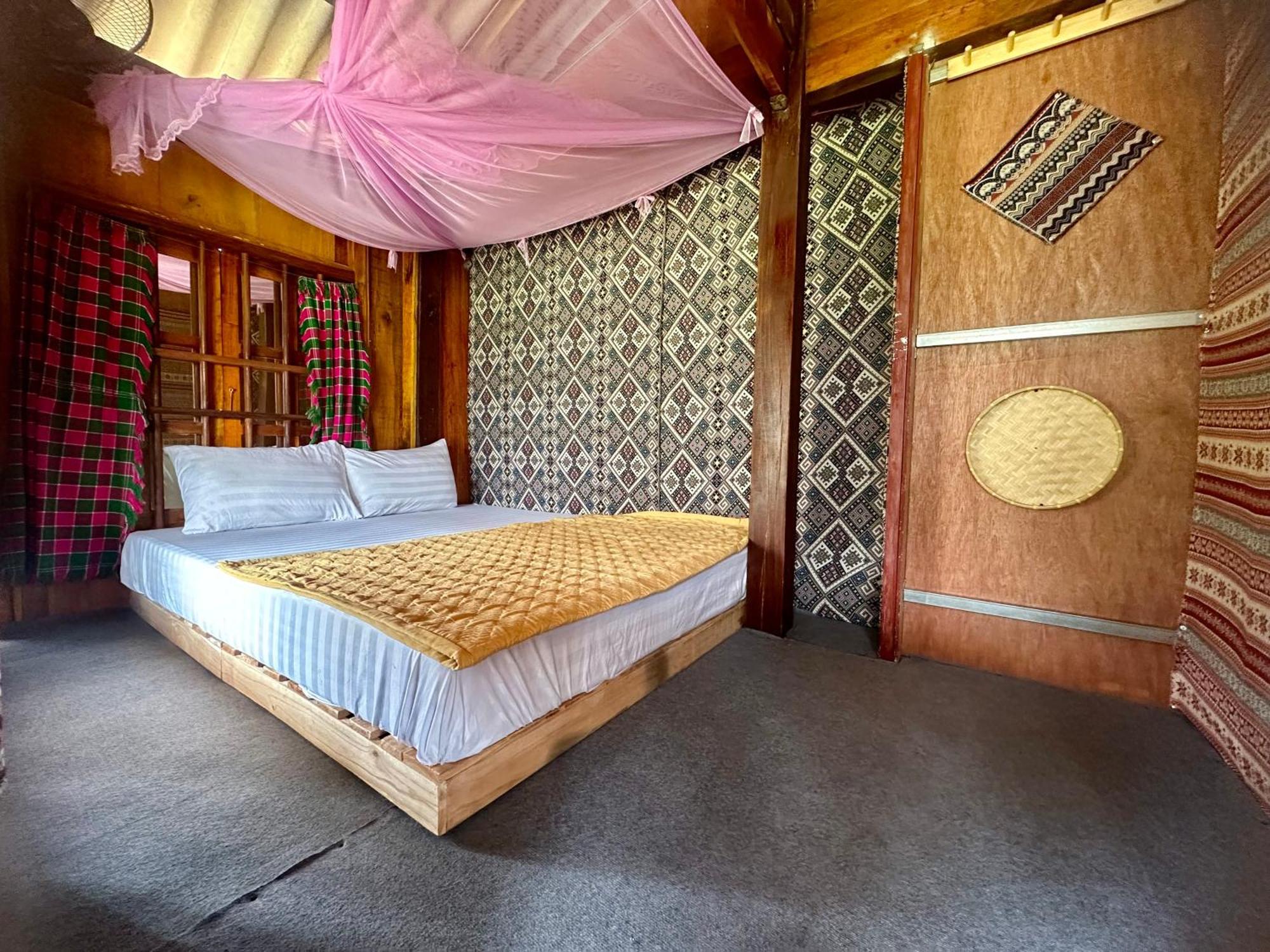 Du Gia Field View Homestay Làng Cac Eksteriør bilde
